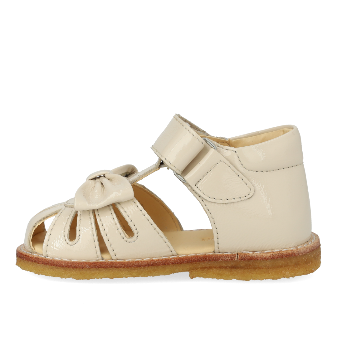 Anfänger-Sandale mit Schleife und Klettverschluss