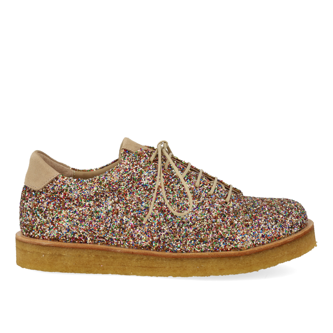 Sneaker mit Glitzer auf Plateausohle