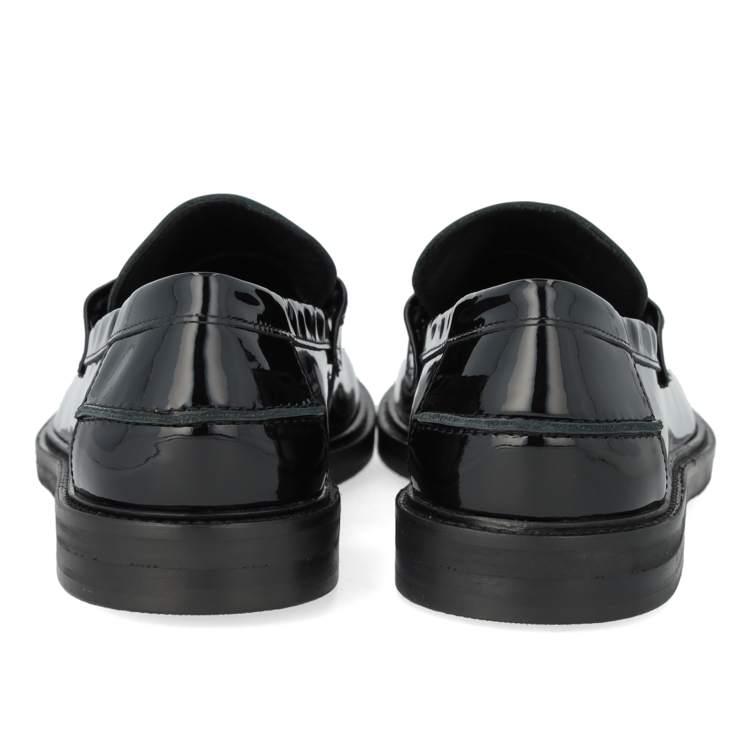 Klassischer Pennyloafer mit weiter Passform