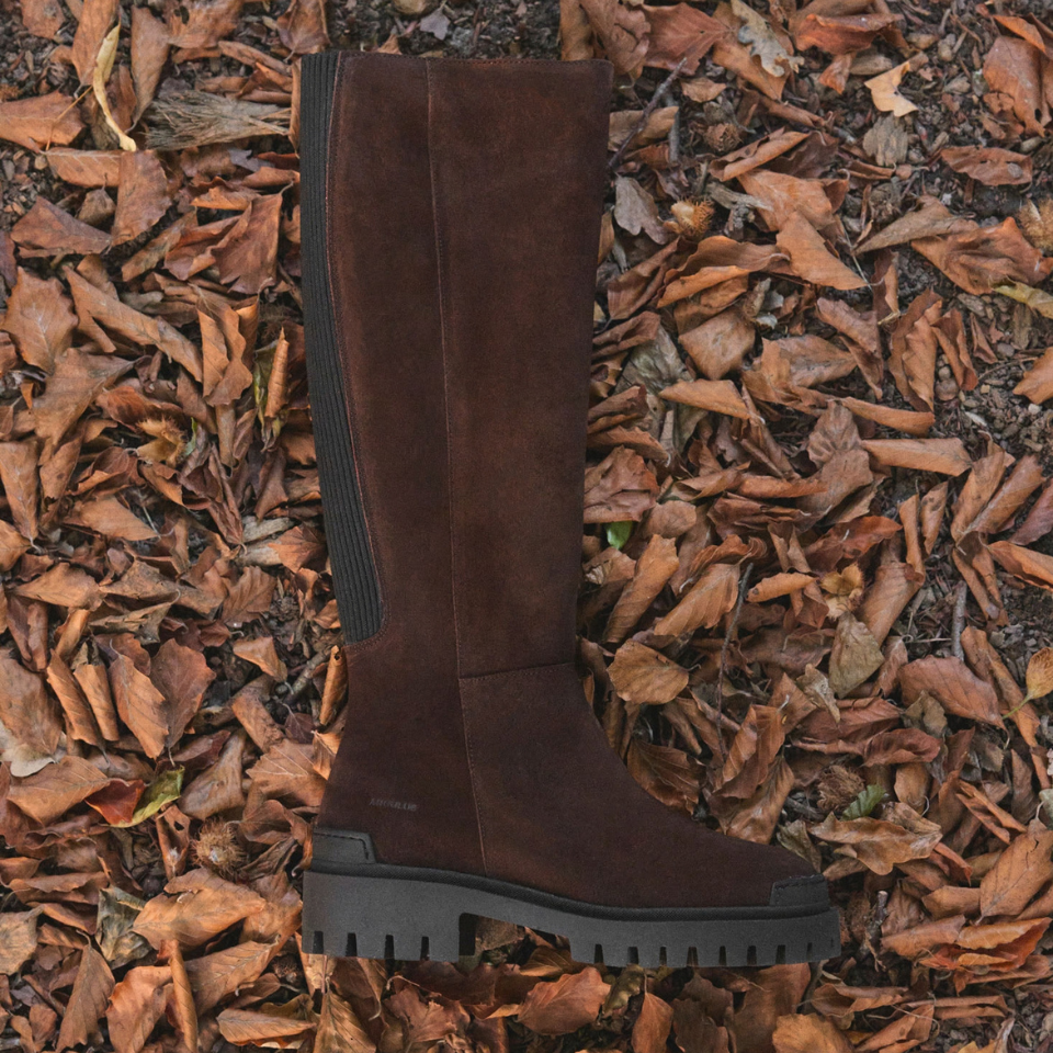 Stiefel mit langem Schaft