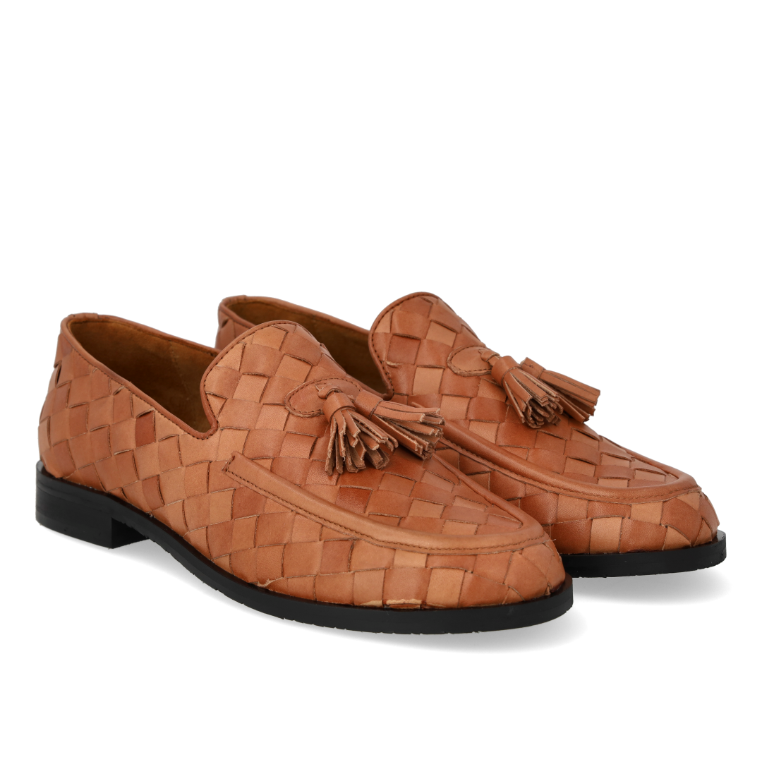 Geflochtener Loafer mit Quasten