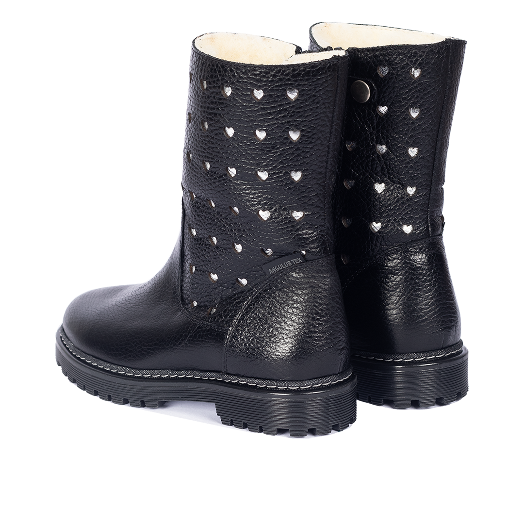 TEX-Stiefel mit ausgestanzten Silberherzen