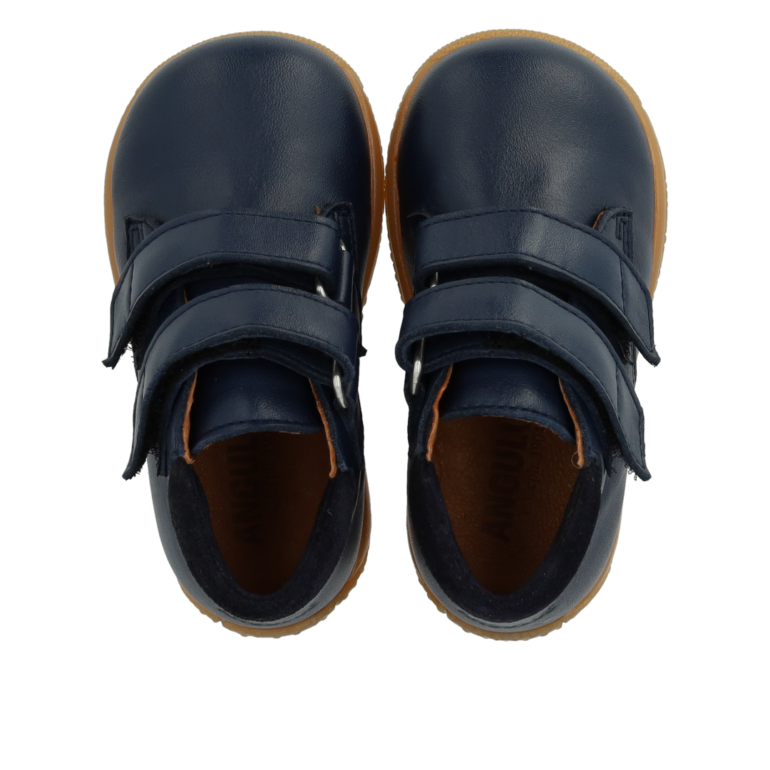 Der erste Schuh