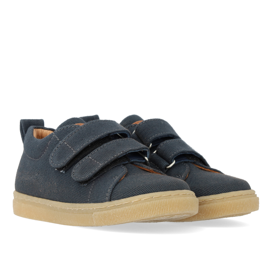 Klassischer Sneaker aus recyceltem Baumwollcanvas