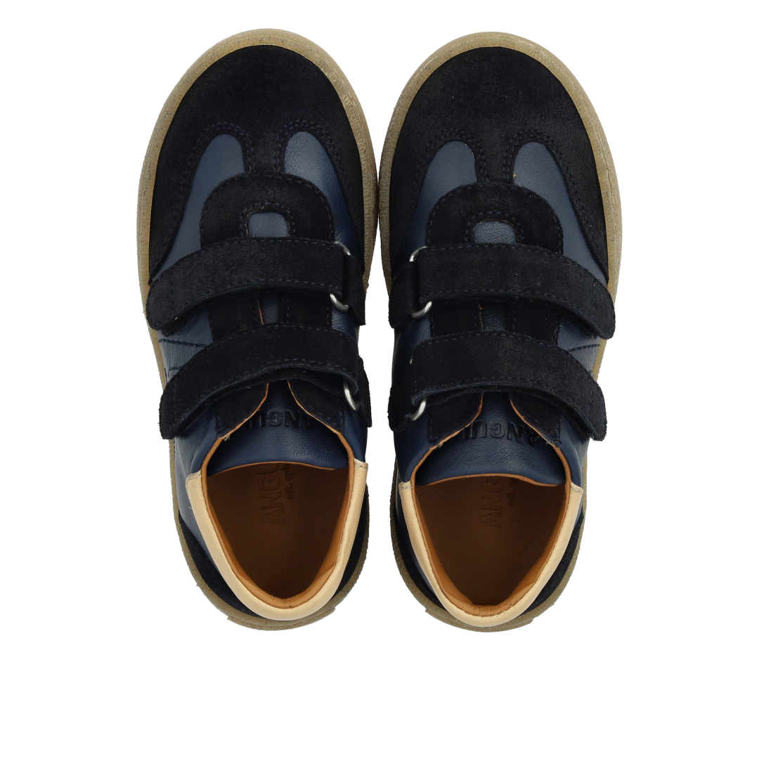 Sportlicher Color-Block-Sneaker