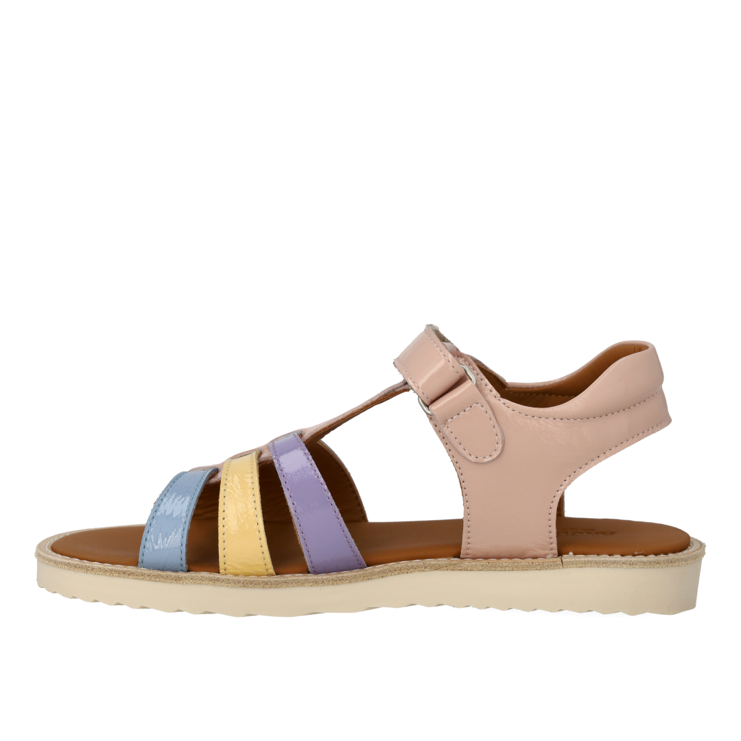 Sandal mit T-Riemen und Klettverschluss