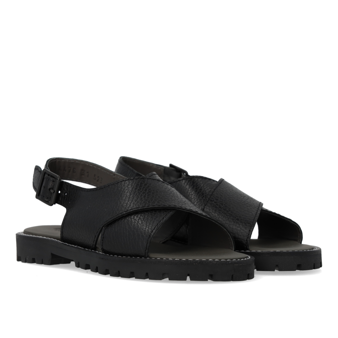 Sandale mit Kreuzriemen aus Leder