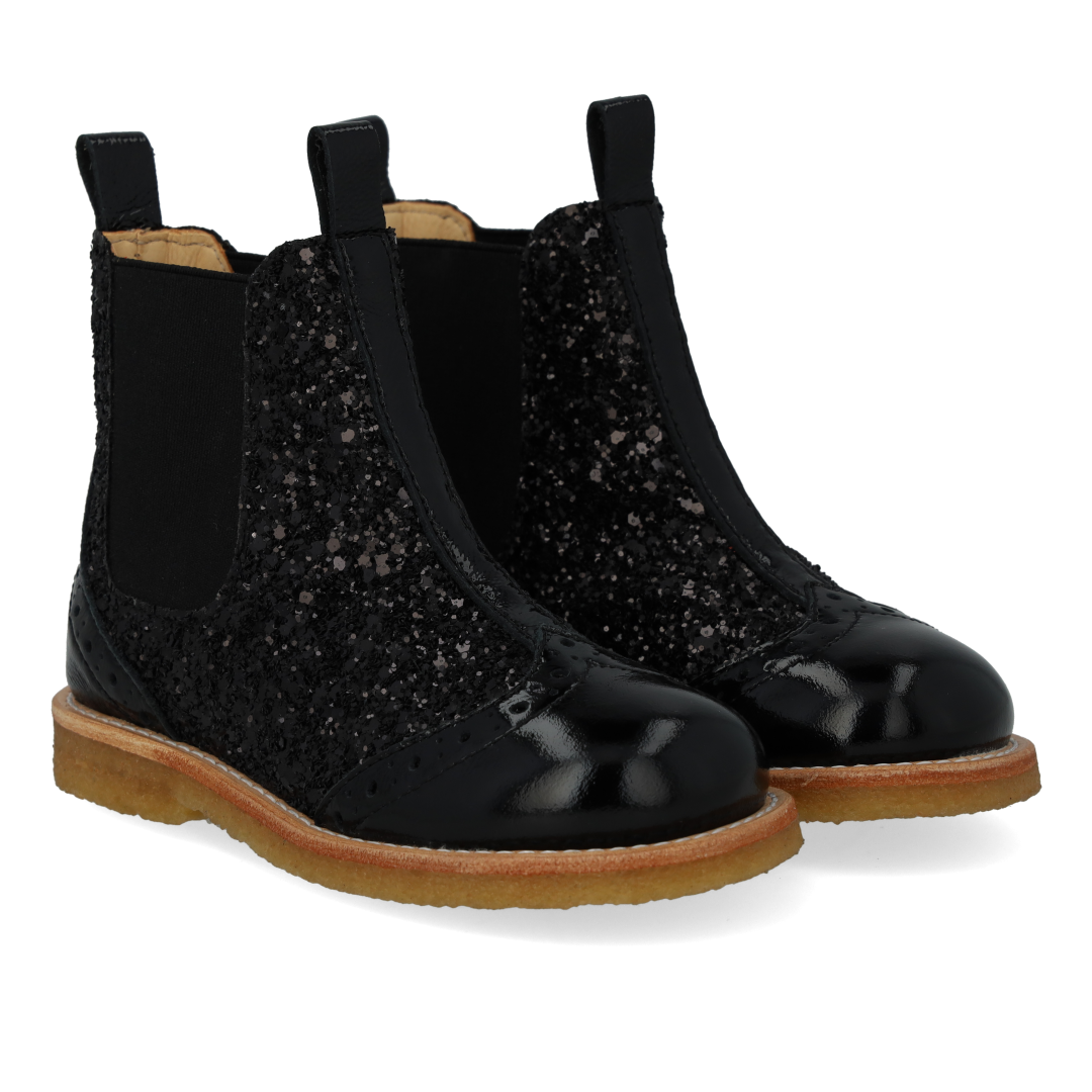 Chelsea-Stiefel mit Brogue-Lochmuster