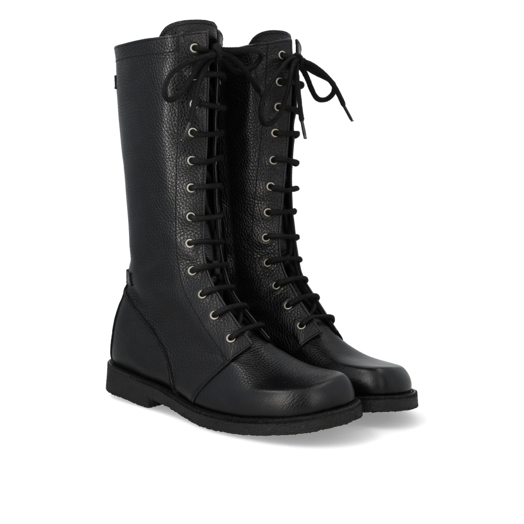 Schnürstiefel mit hohem Schaft