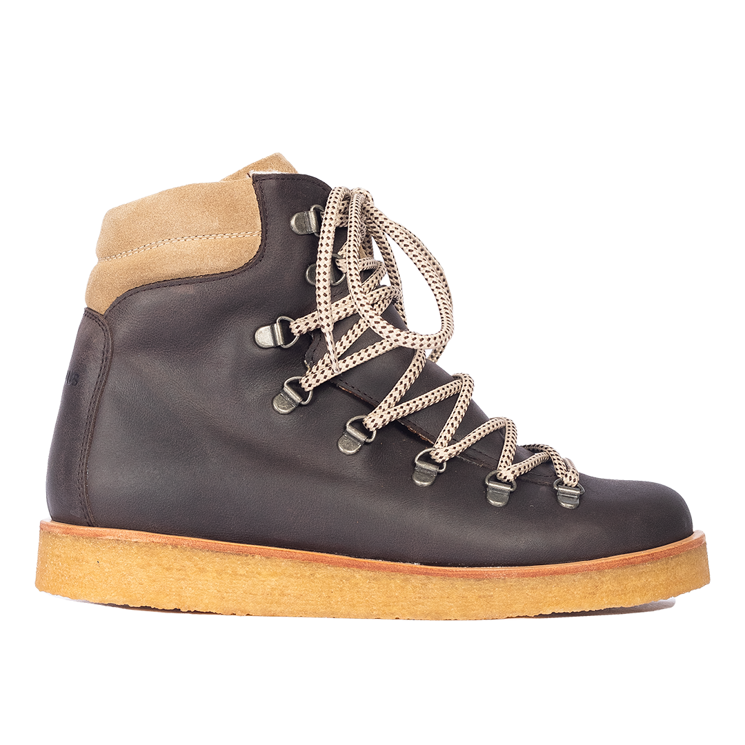 Stiefel mit Wollfutter und Schnürung