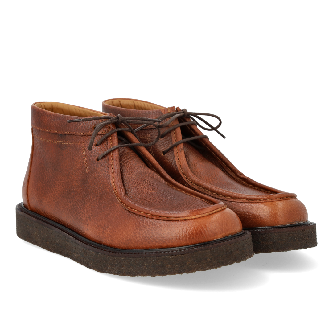 Schnürschuhe mit dekorativem Rand