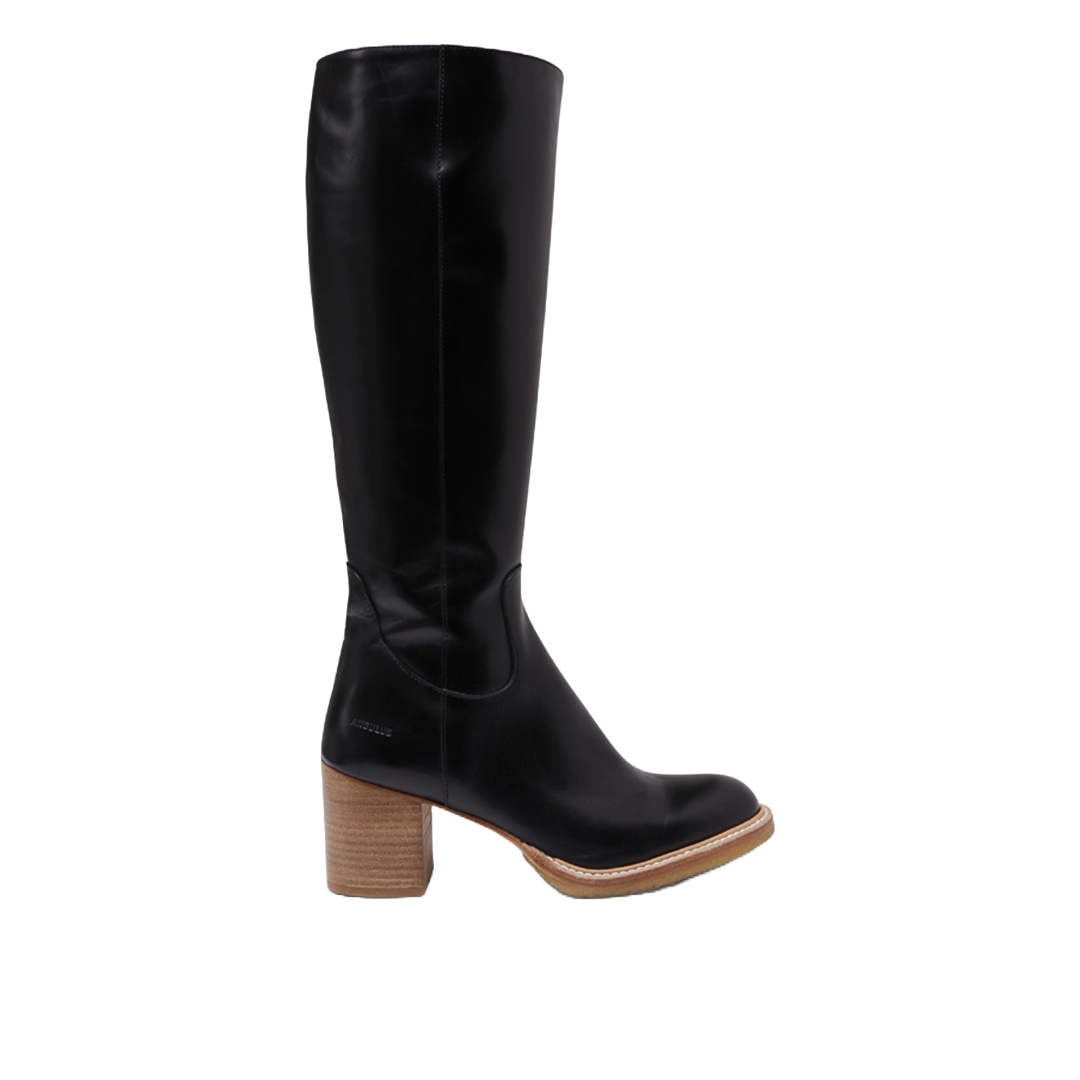 70er-inspirierter langschaftiger lederstiefel