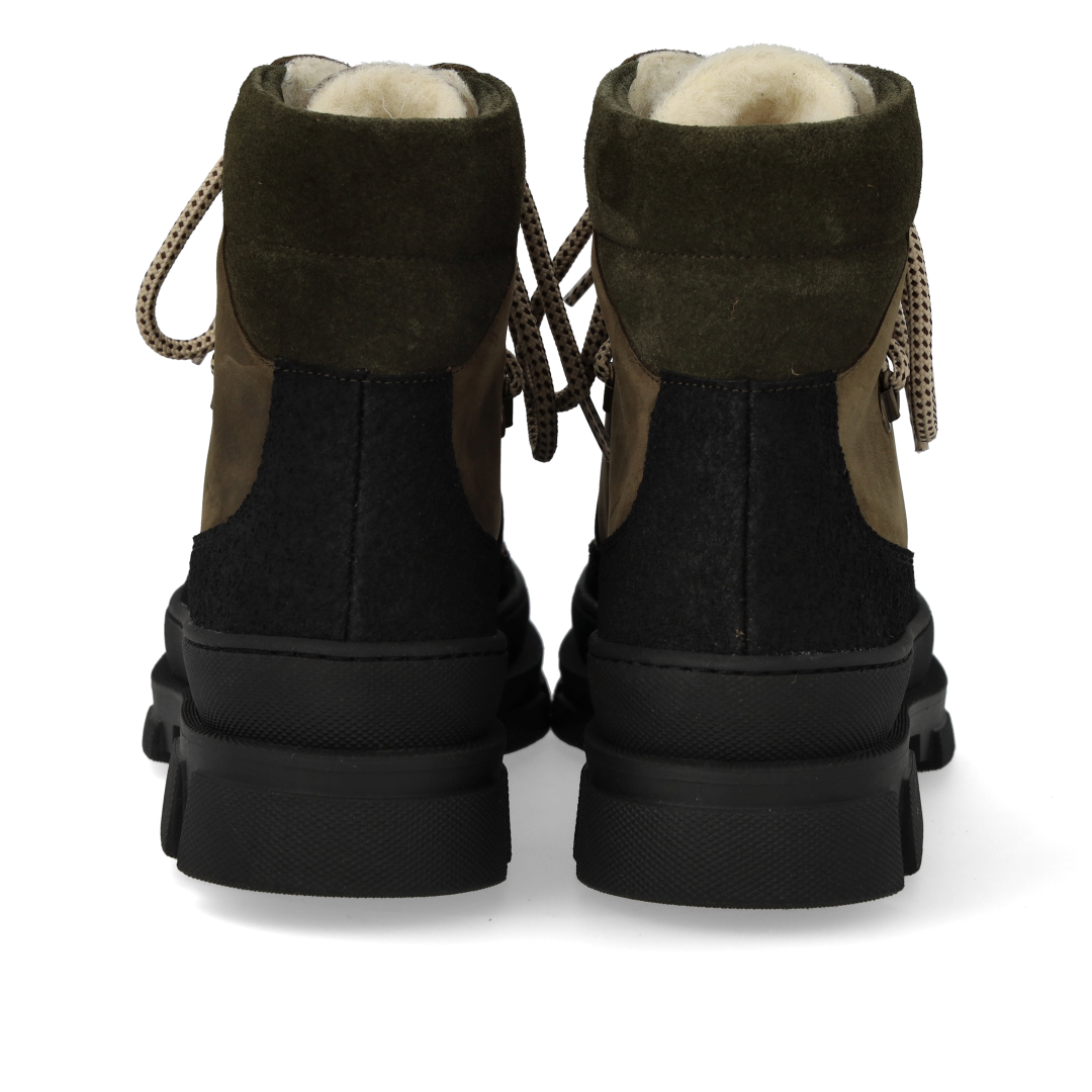 Schnürstiefel mit Wollfutter