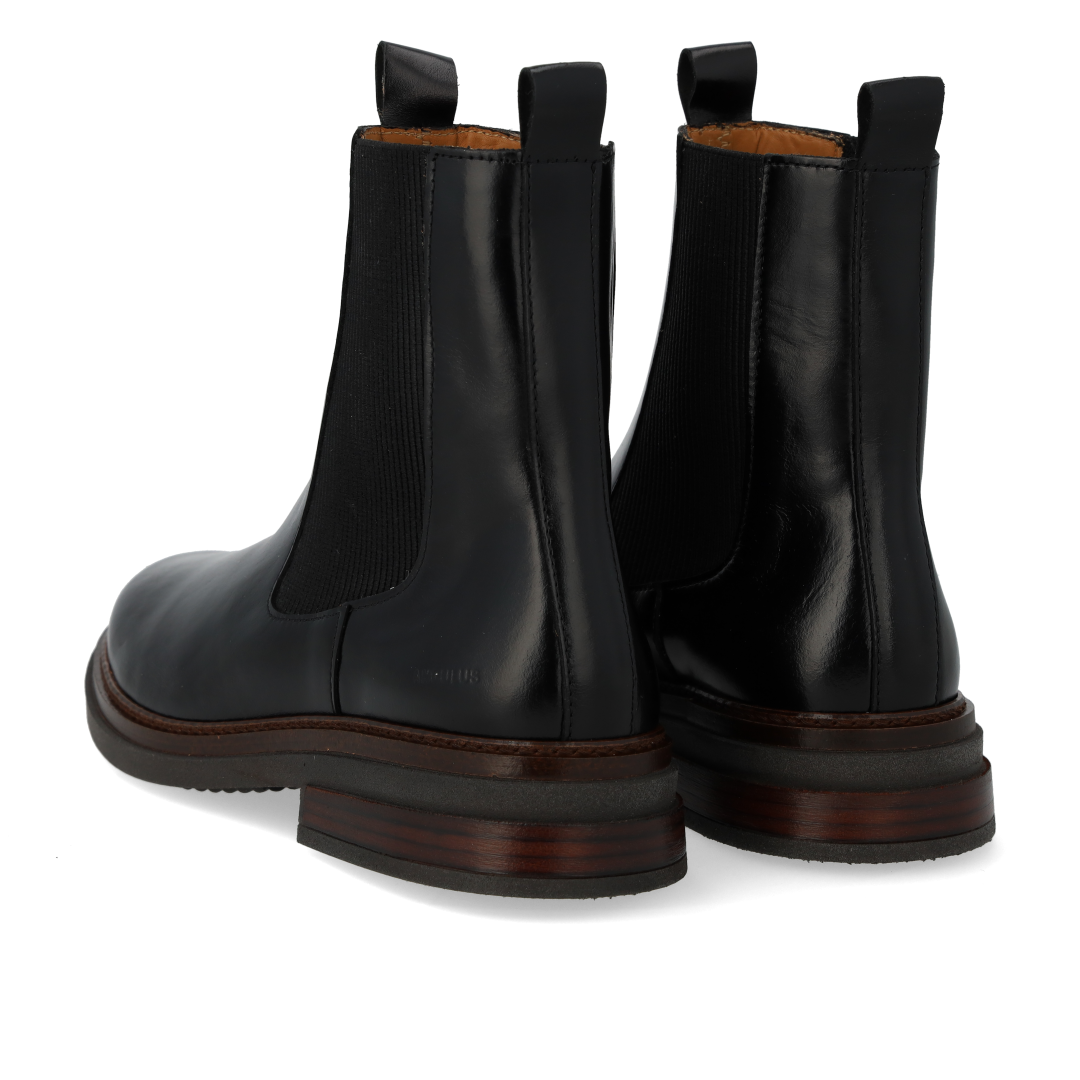 Stiefel mit Gummizug