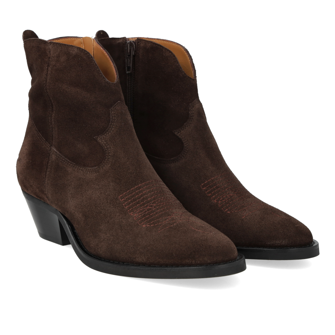 Cowboystiefel mit Ziernähten