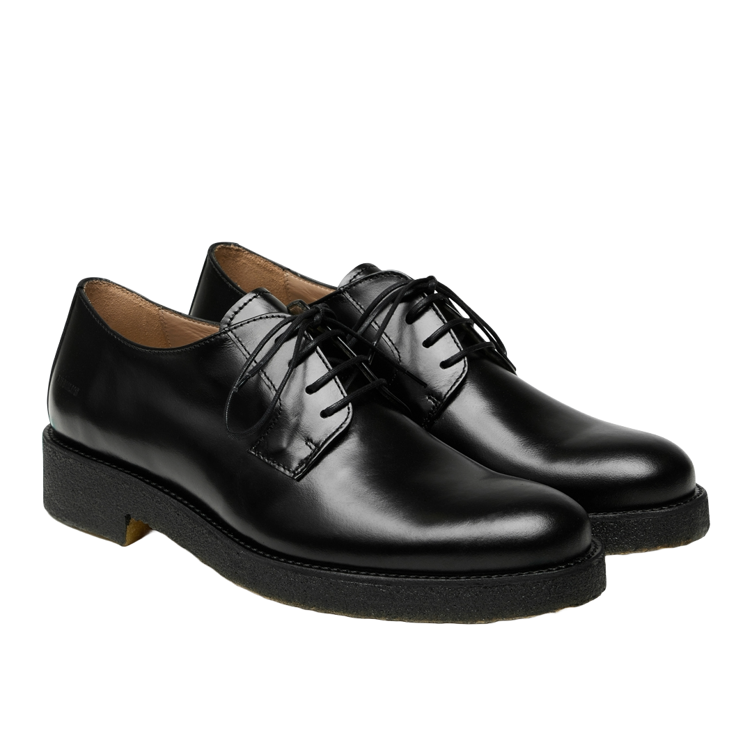 Schnürschuhe