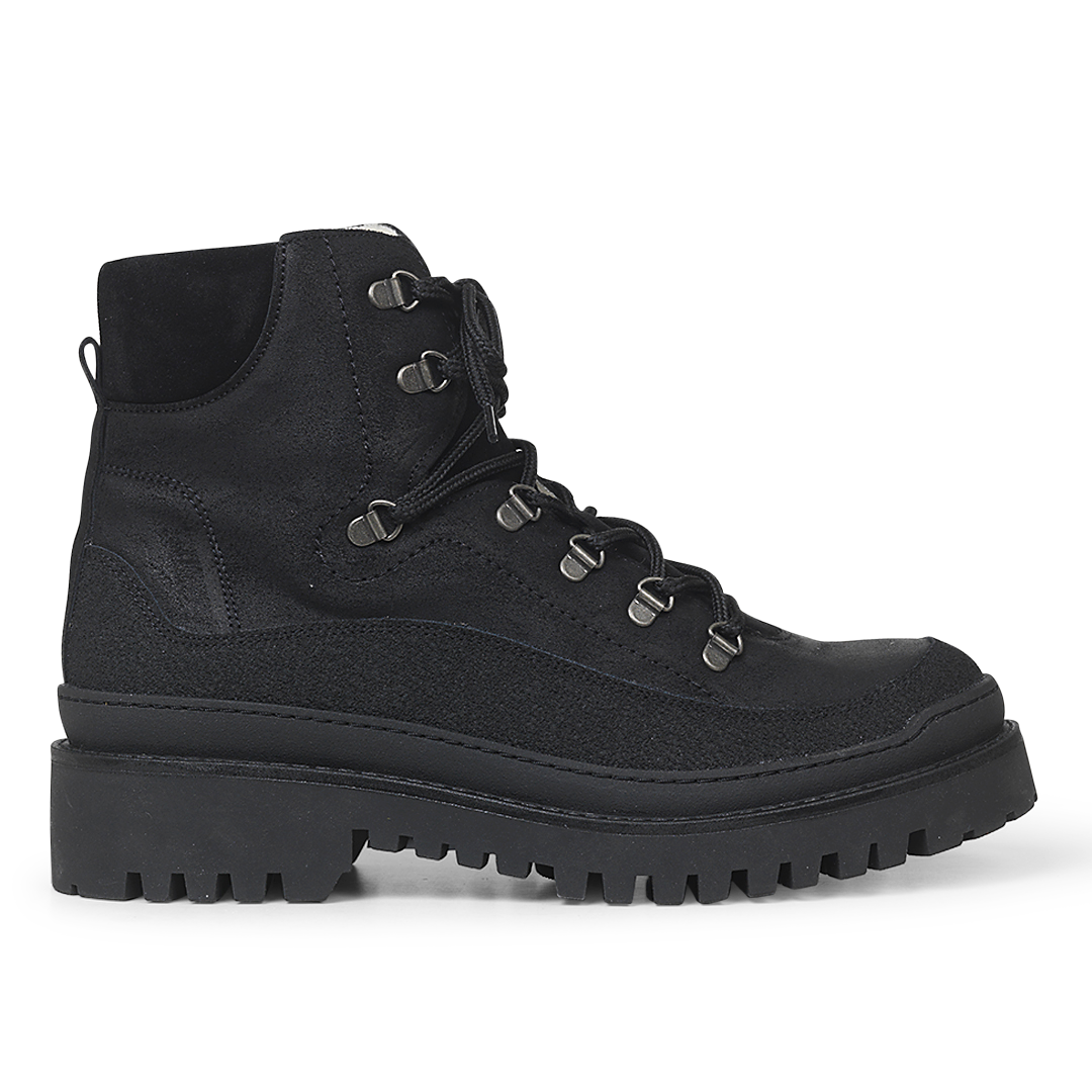 Schnürstiefel mit Wollfutter