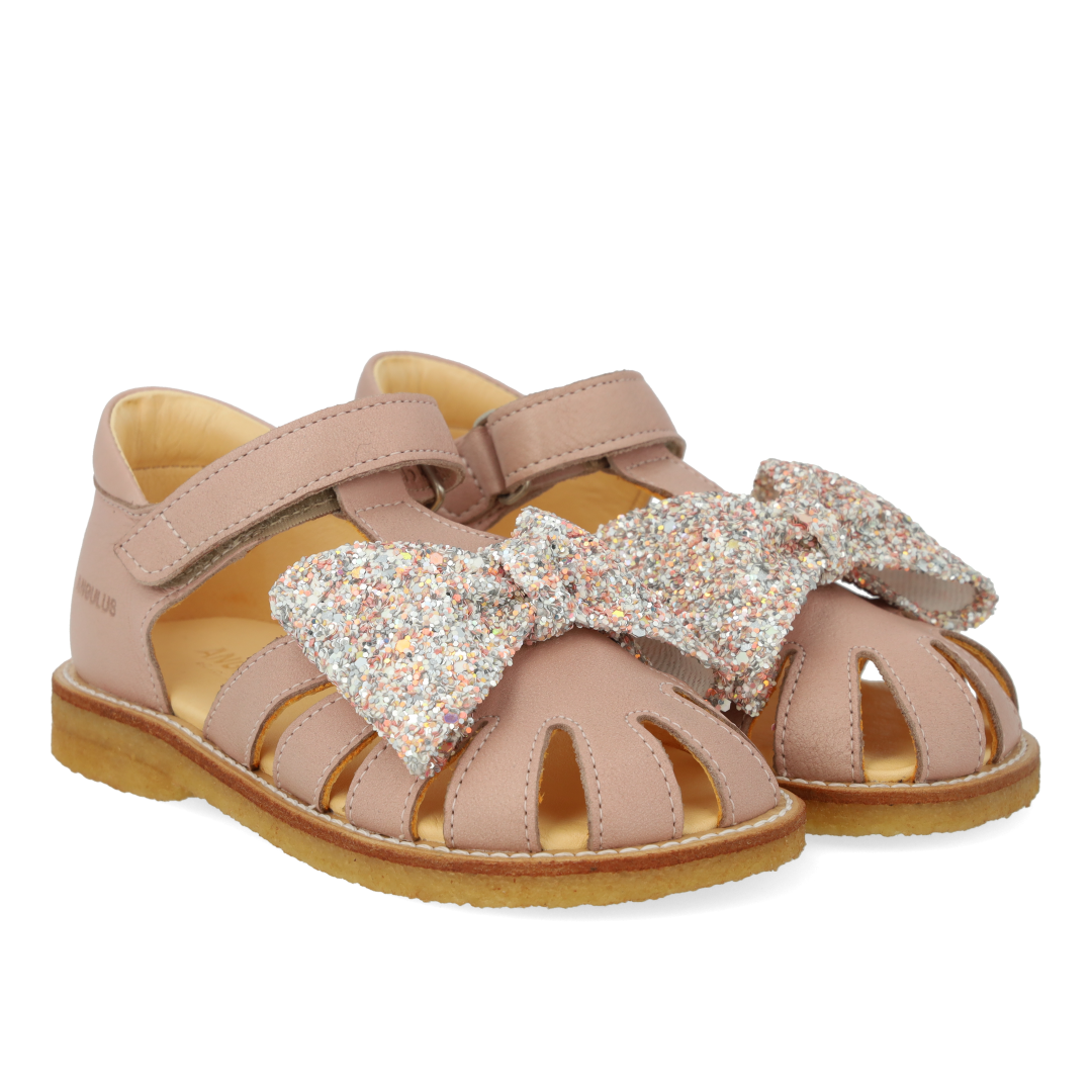 Anfängersandale mit Glitzerschleife und Klettverschluss