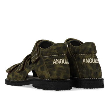 Ledersandale mit dekorativen Kontrastnähten