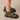 Sandale mit Ziernähten und dreifachem Klettverschluss