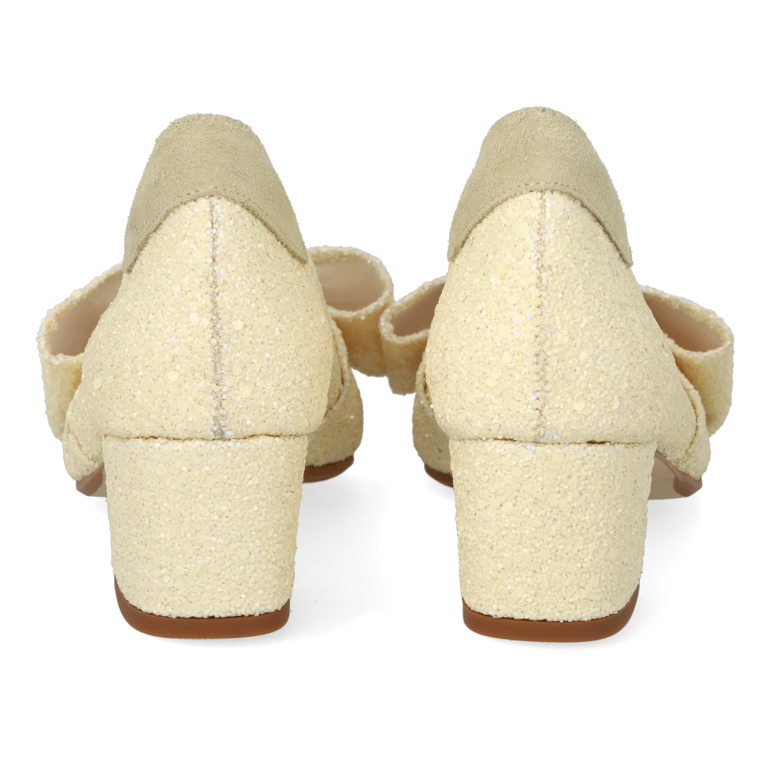 Schleifenpumps in funkelndem Glitzer