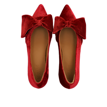 Schleifenpumps aus weichem Veloursleder