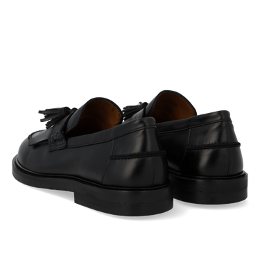 Geräumiger Loafer mit Fransendetail