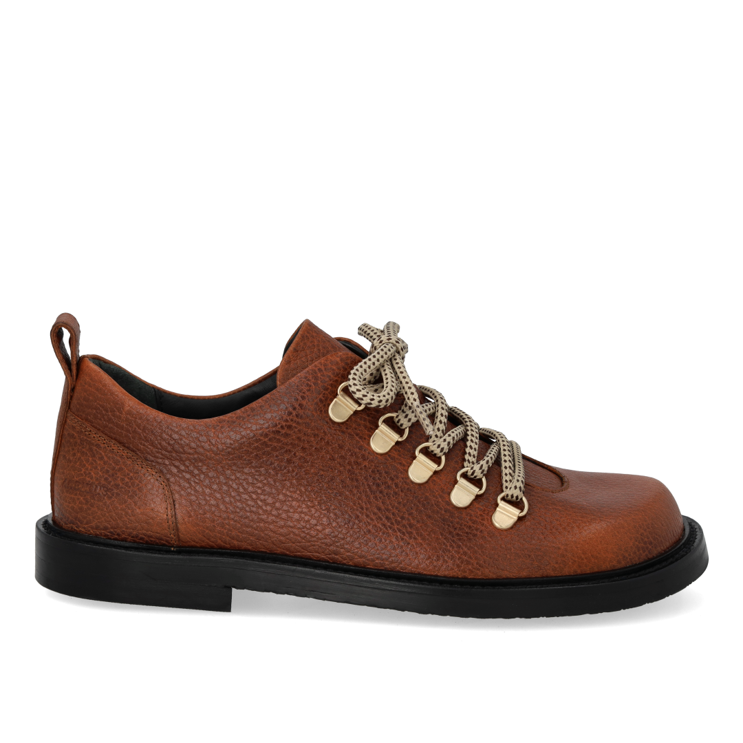 Schnürschuhe