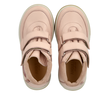 Hochwertiger TEX-Sneaker mit Lackkern