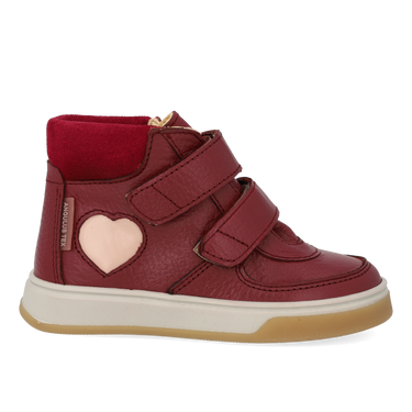 Hochwertiger TEX-Sneaker mit Lackkern