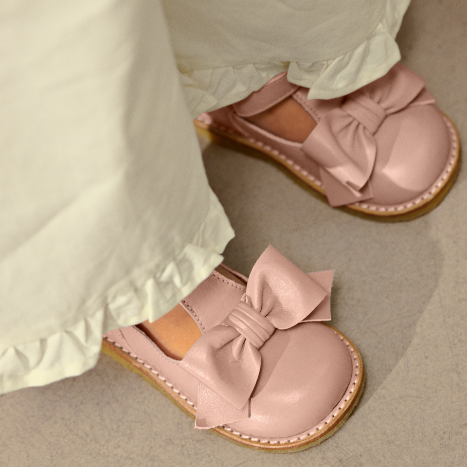 Tüllschuhe mit Schleife