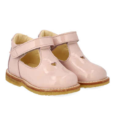 Klassische Mary Jane mit gestanzten Herzmotiv