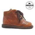 Klassischer Schnürschuh mit Brogue-Details