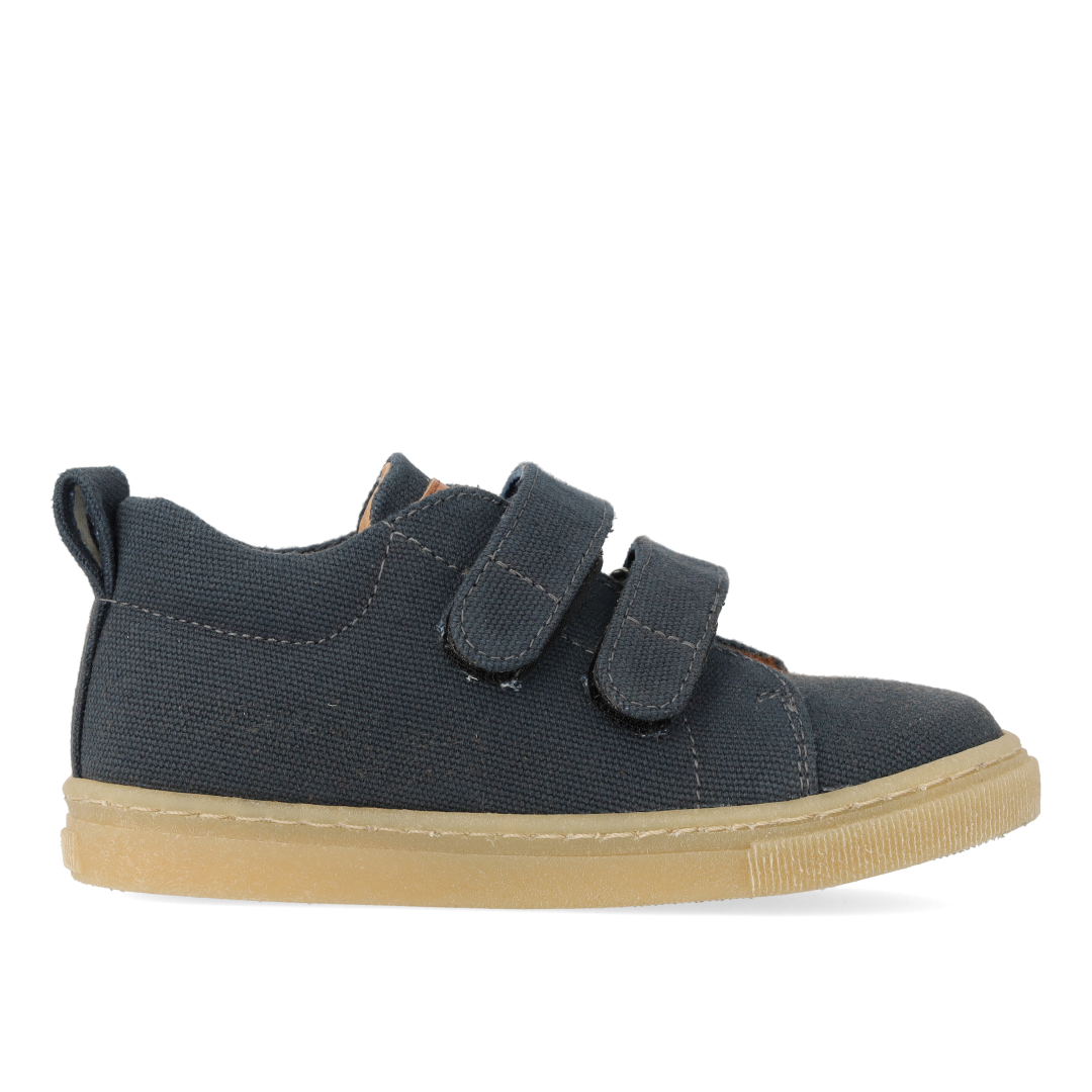Klassischer Sneaker aus recyceltem Baumwollcanvas