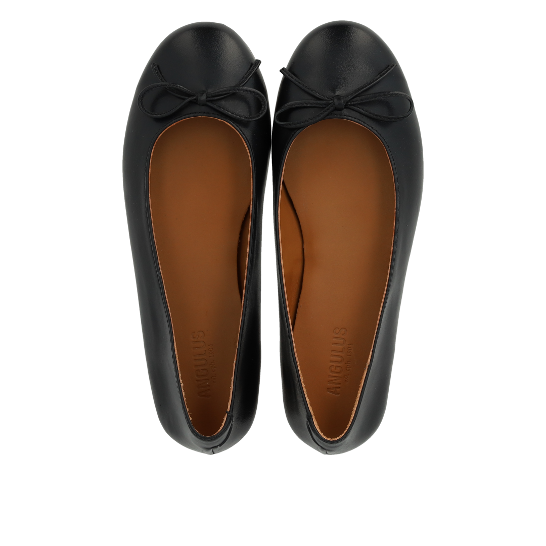 Ballerina aus Leder mit Schleifendetail