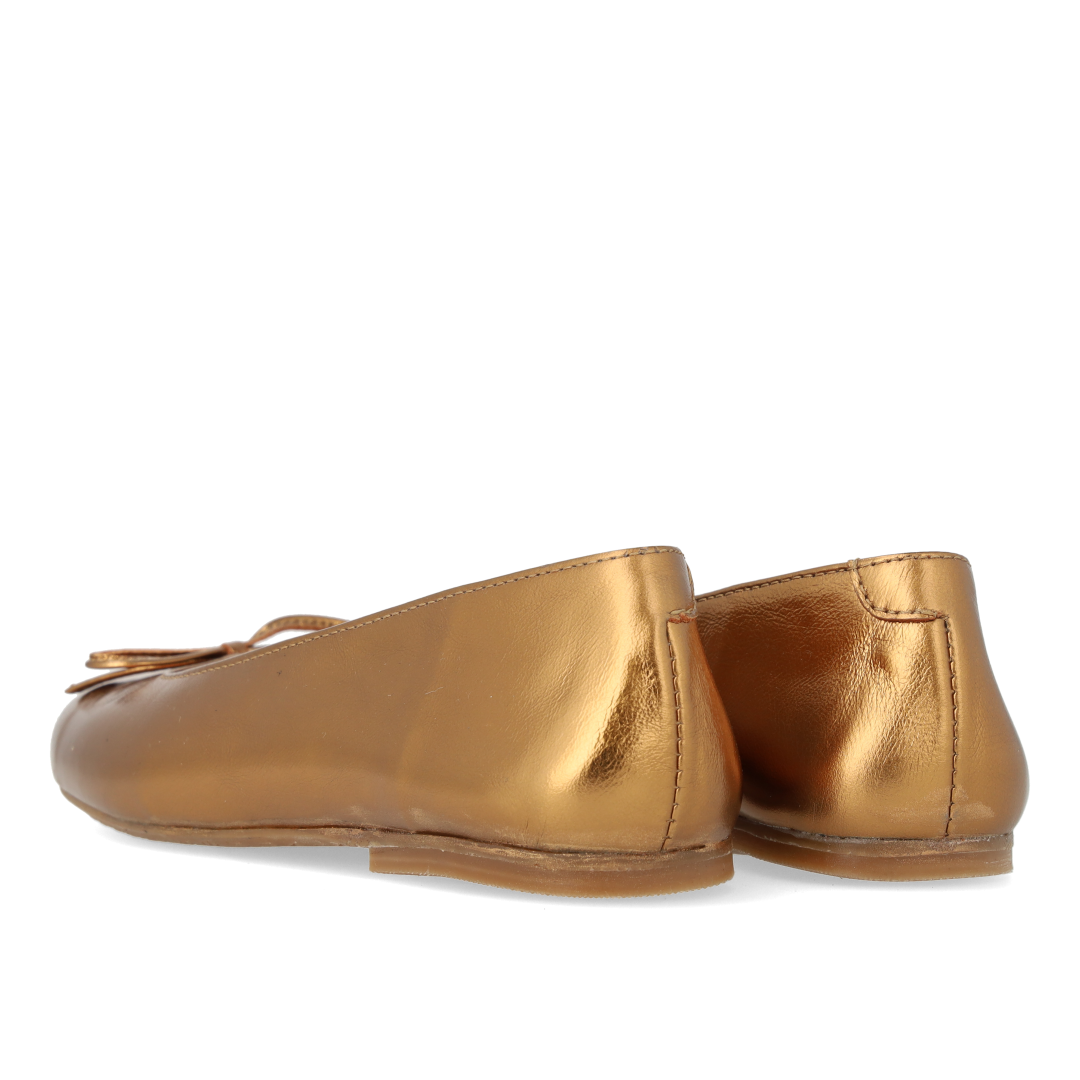 Ballerina aus Leder mit Schleifendetail