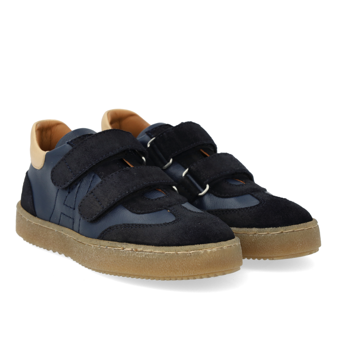 Sportlicher Color-Block-Sneaker