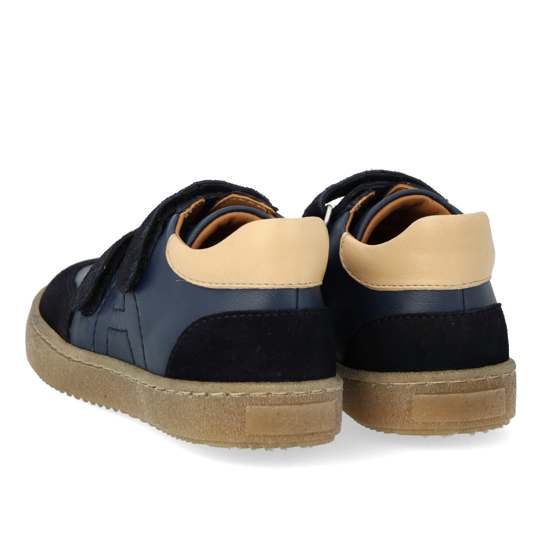 Sportlicher Color-Block-Sneaker