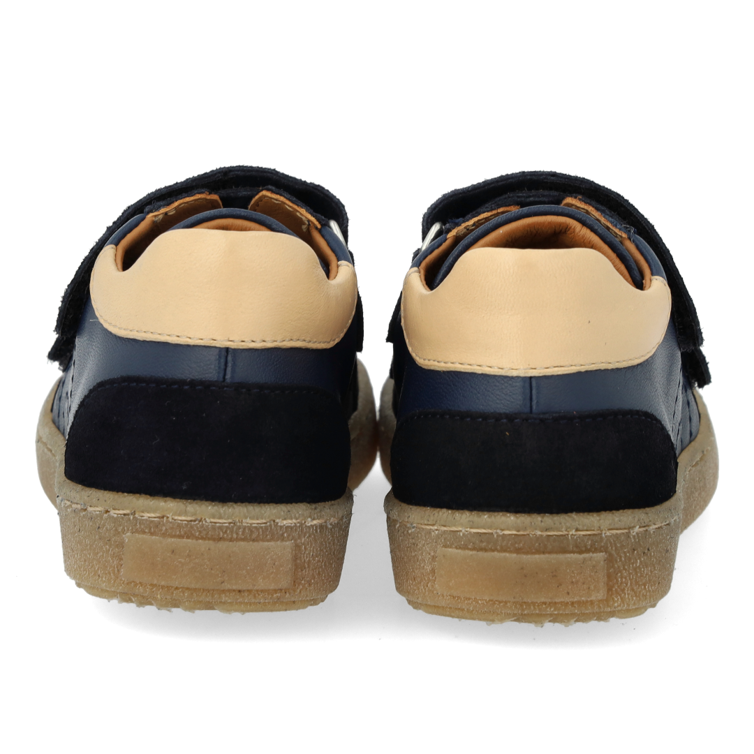 Sportlicher Color-Block-Sneaker
