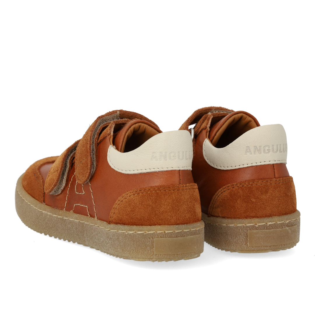 Sportlicher Colorblock-Sneaker