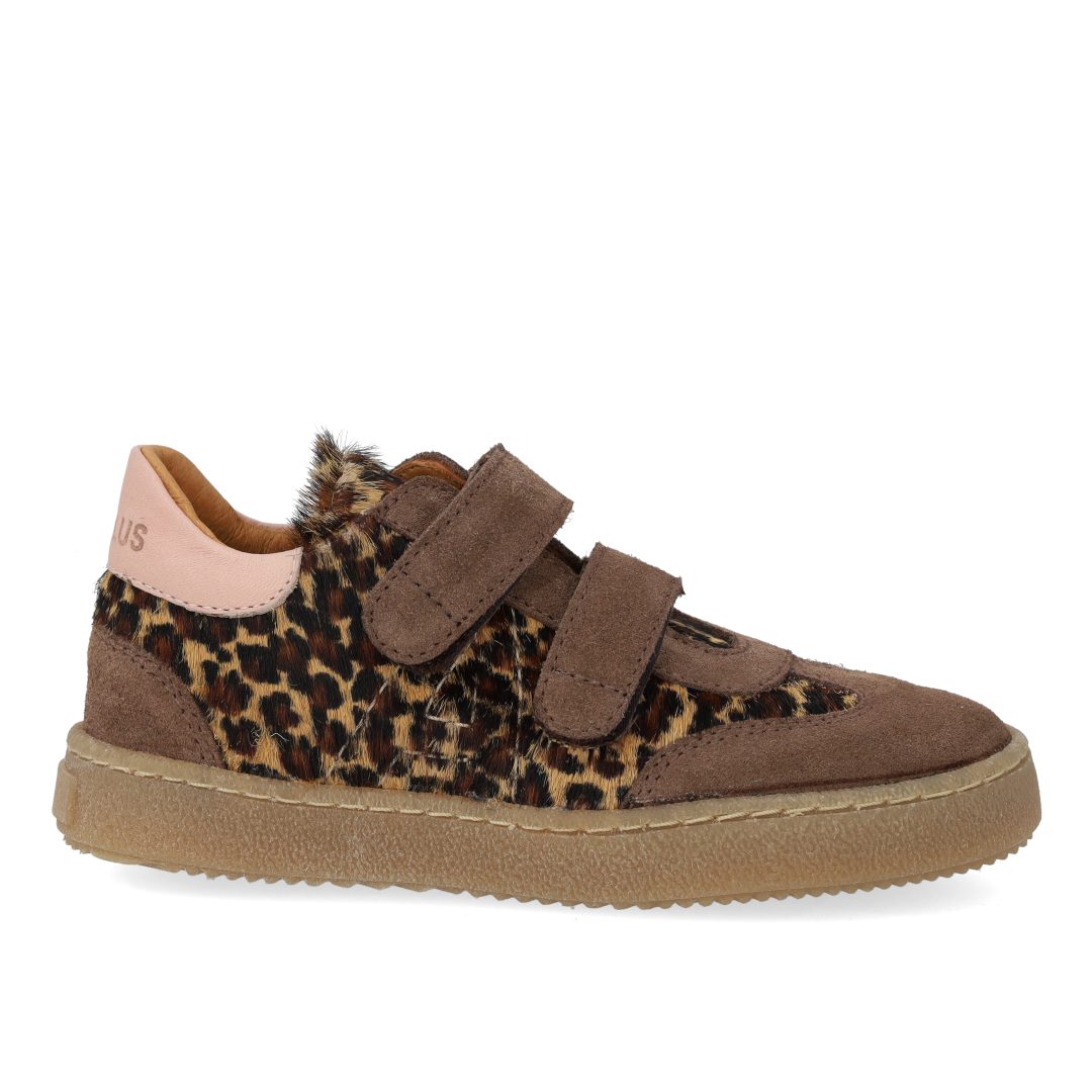 Court-Style Sneaker mit Ponyfell