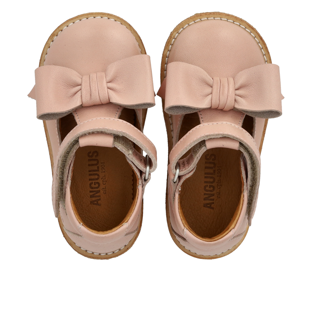 Tüllschuhe mit Schleife