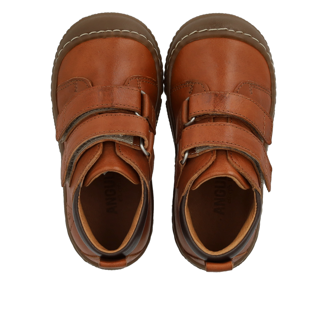 Klettstiefel mit verstärkter Zehenkappe