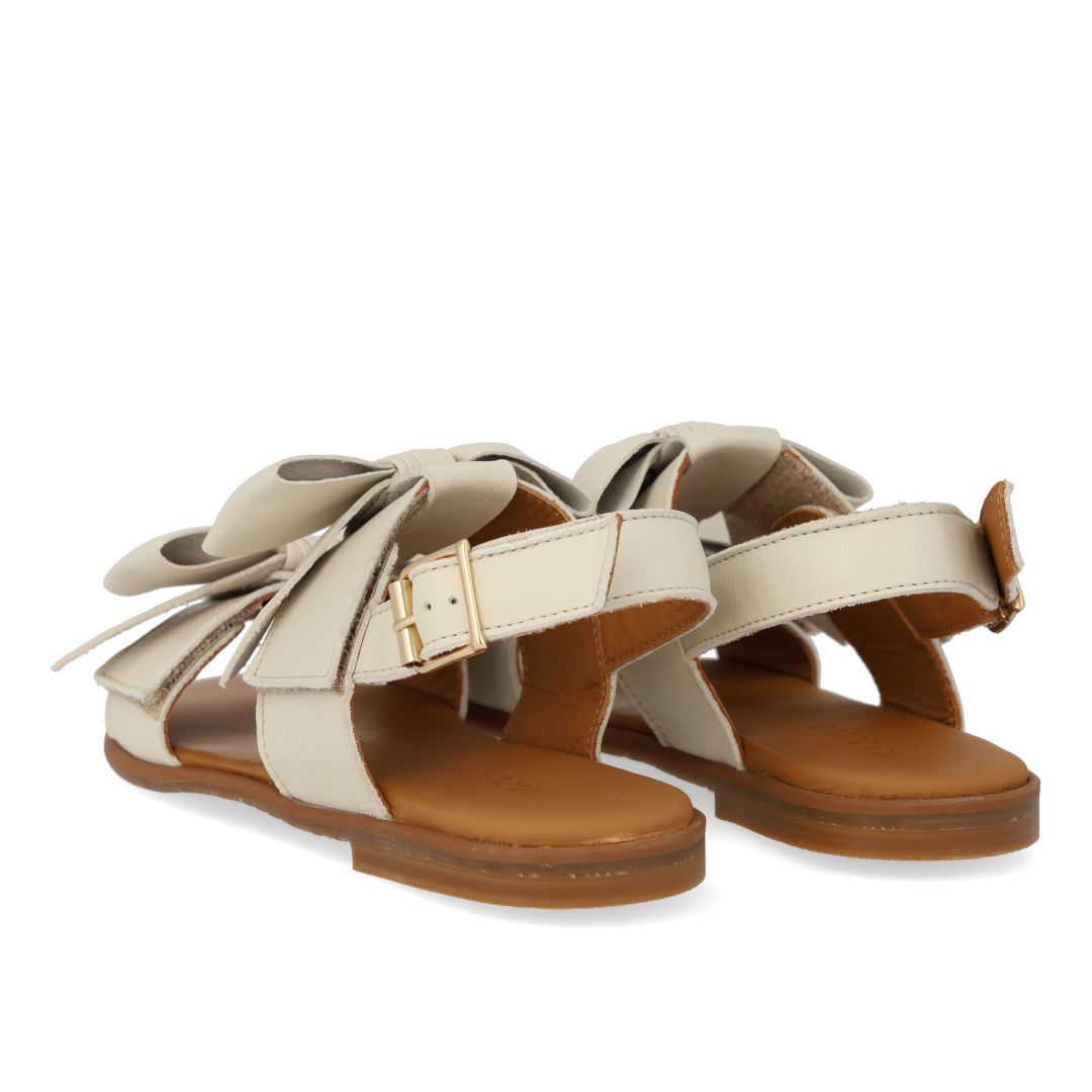 Sandale mit Schleife, velcro und Schnalle