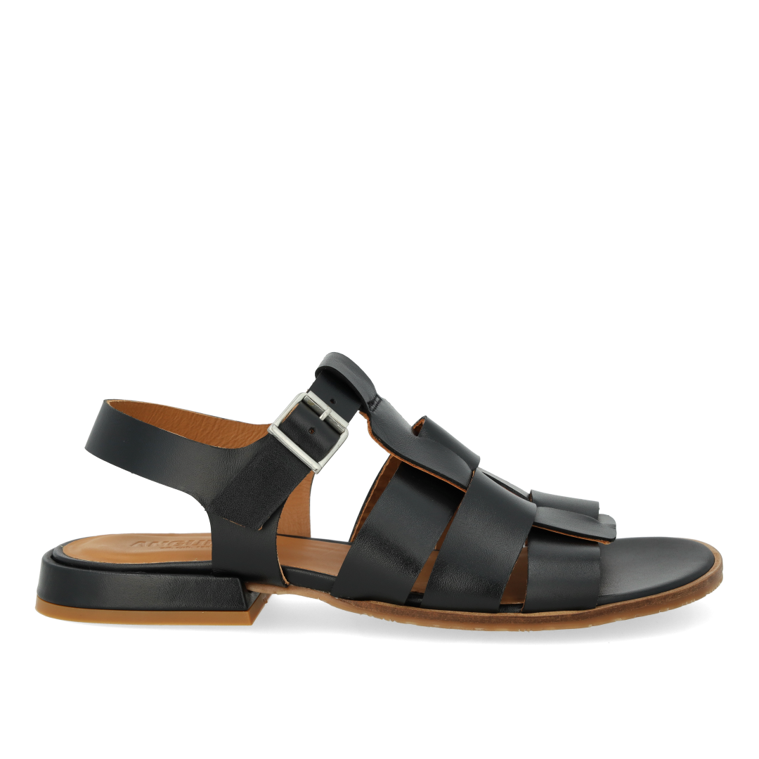 Geflochtene Sandale