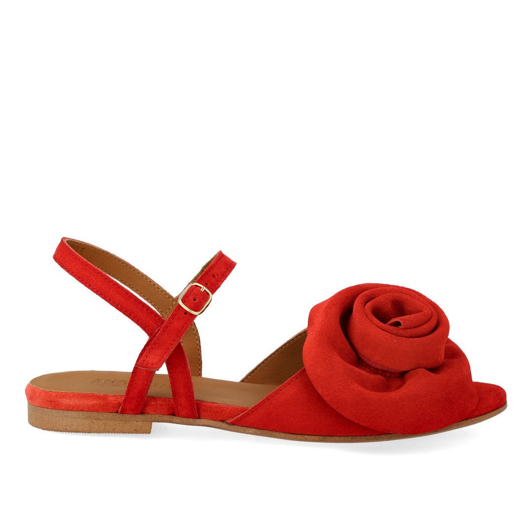 Sandale mit voluminöser Rosenapplikation