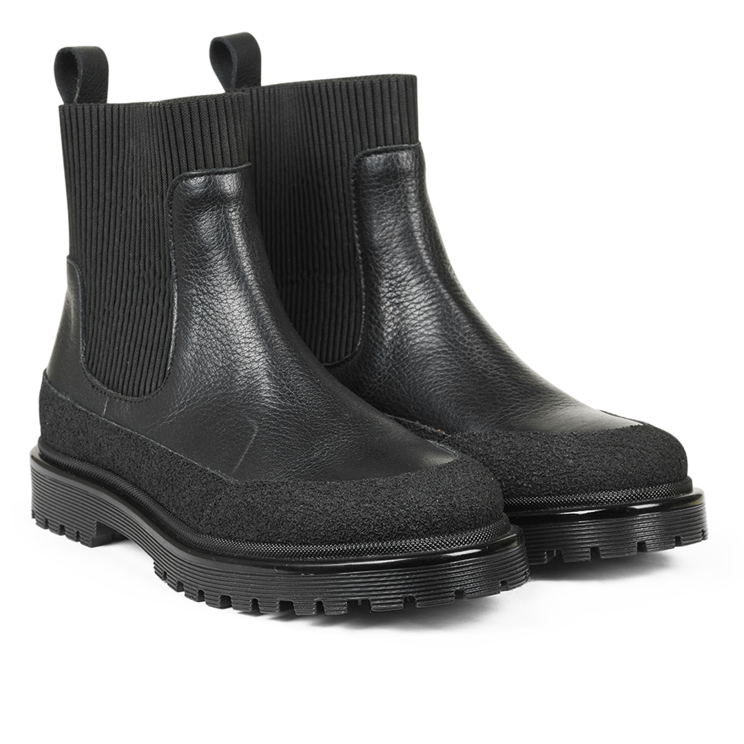 Stiefelette mit Gummizug und Profilsohle