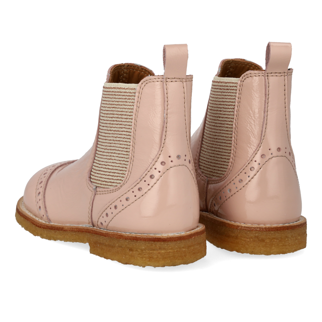 Chelsea-Stiefel mit dekorativem Brogue-Lochmuster