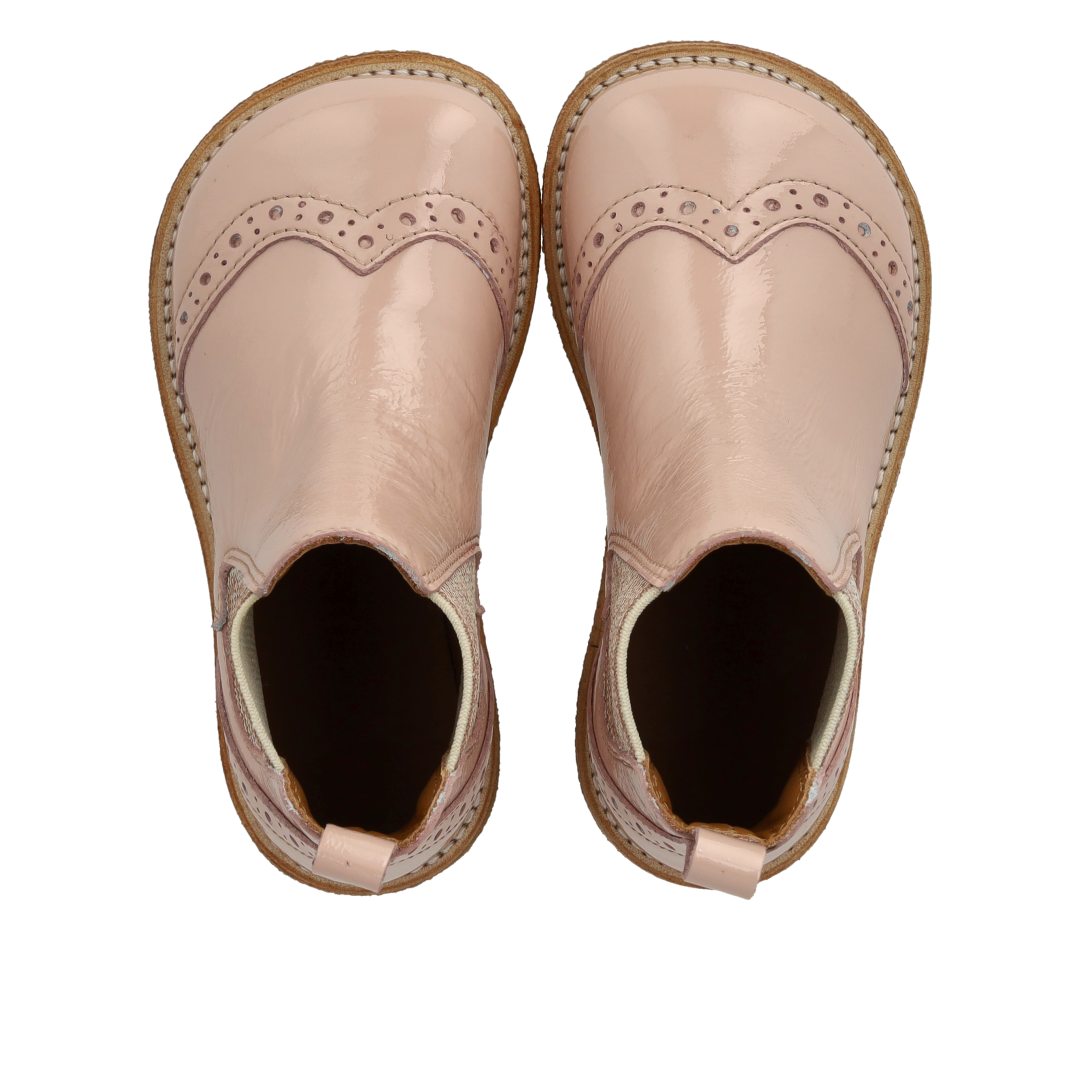 Chelsea-Stiefel mit dekorativem Brogue-Lochmuster