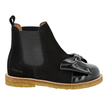 Chelsea-Stiefel mit Lachsknoten und Schleife